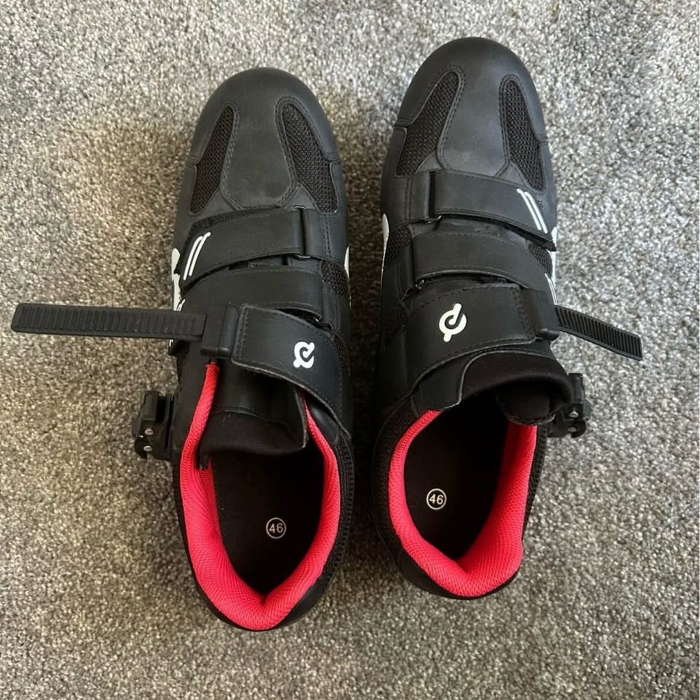 Peleton cycling shoes